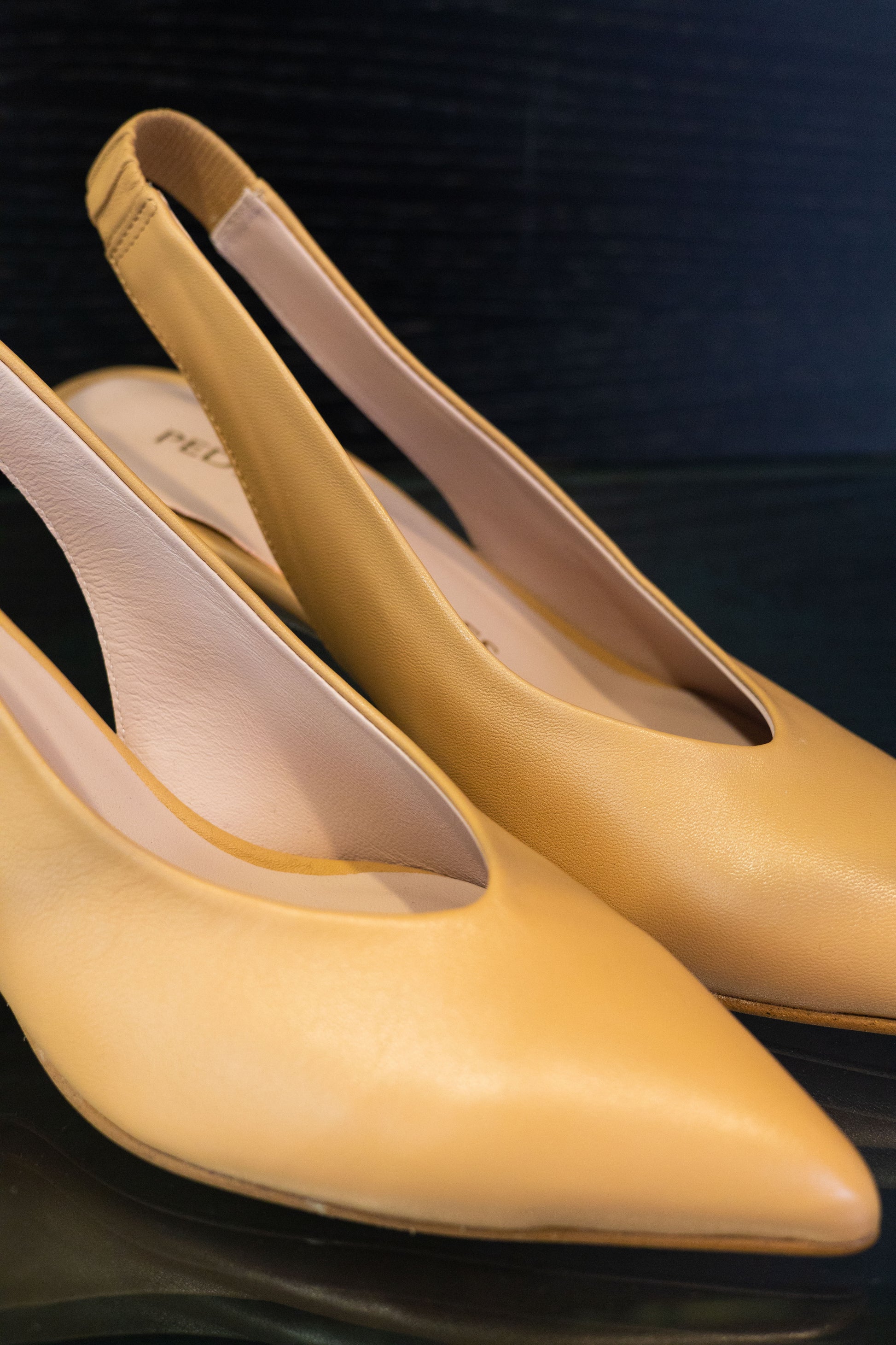 Sling back in pelle liscia - Pedro Mirales